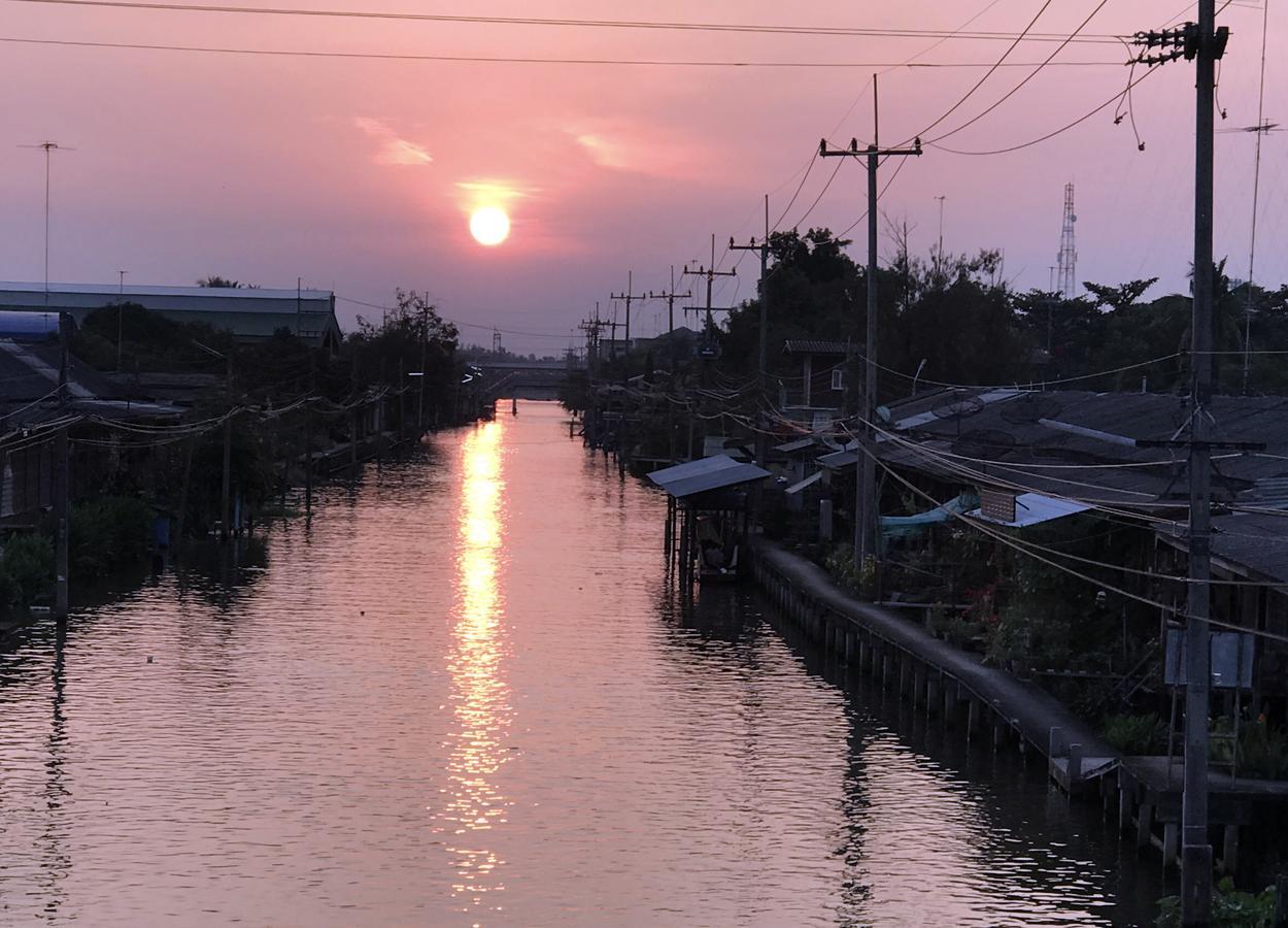 Maa Damnoen B And B ดำเนินสะดวก ภายนอก รูปภาพ